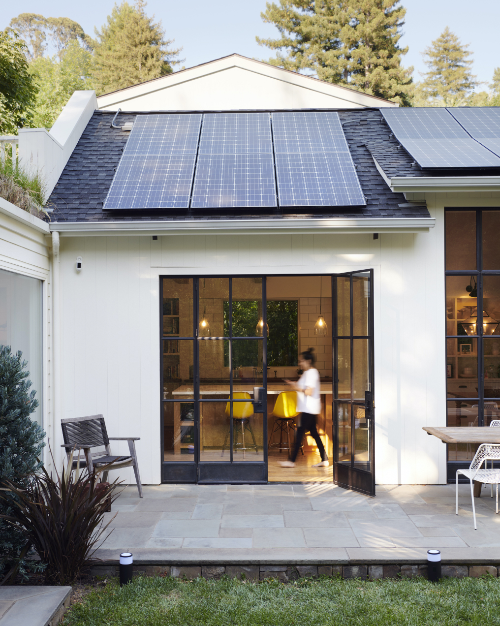 eero system being set up